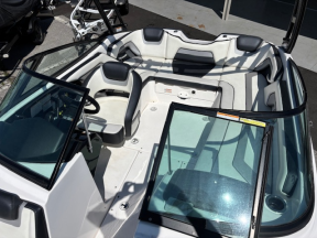 boat.image