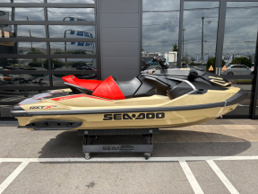 新艇中古艇販売