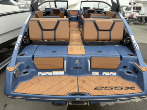 boat.image