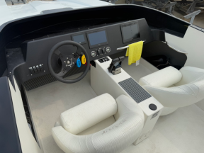 boat.image