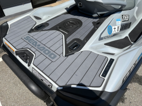 boat.image