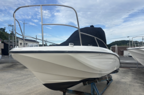 boat.image