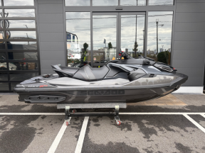 新艇中古艇販売