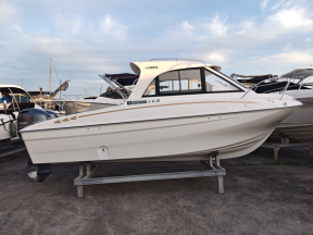 新艇中古艇販売