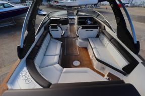 boat.image