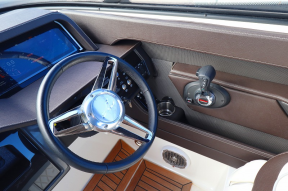 boat.image