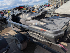 boat.image