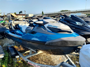 新艇中古艇販売