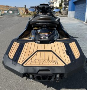 boat.image