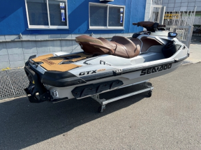 boat.image
