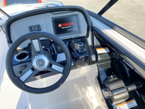 boat.image
