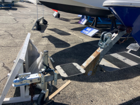 boat.image