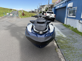 boat.image