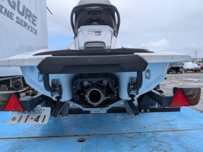 boat.image