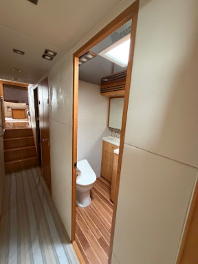 boat.image