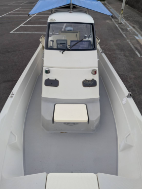 boat.image
