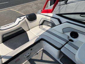 boat.image