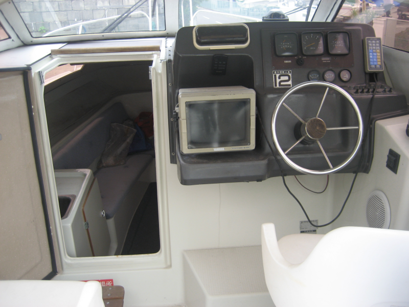 新艇中古艇販売