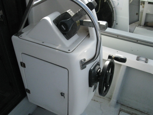 新艇中古艇販売