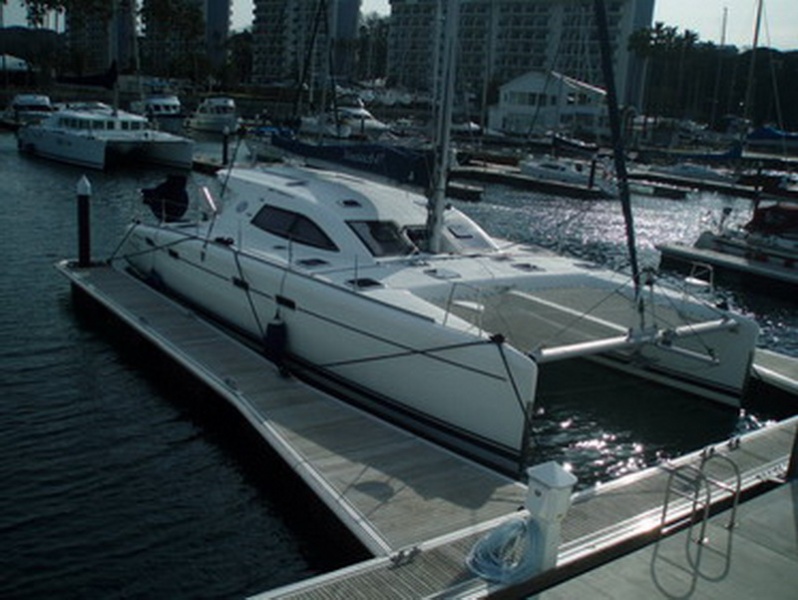 新艇中古艇販売