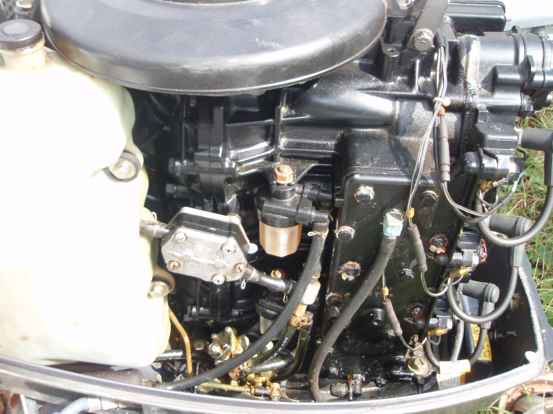 新艇中古艇販売