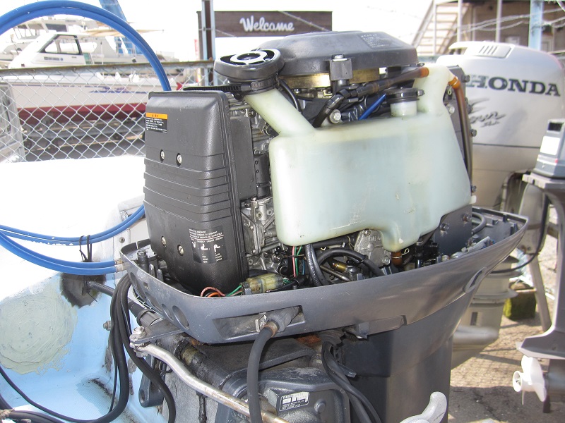 新艇中古艇販売