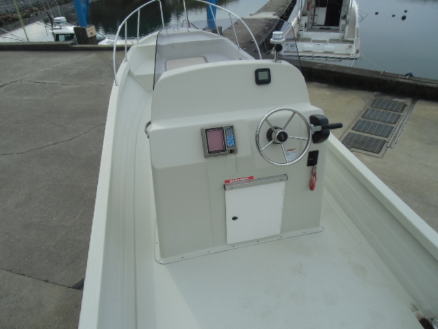 新艇中古艇販売