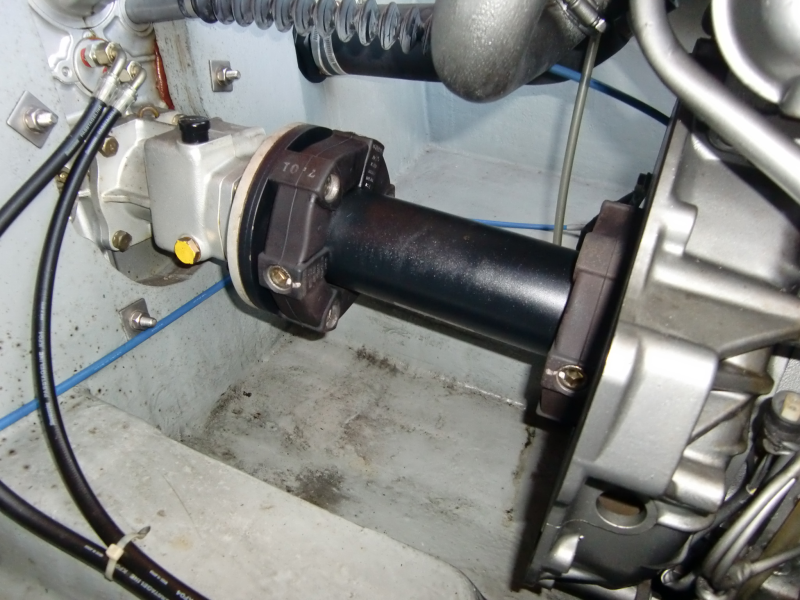 新艇中古艇販売