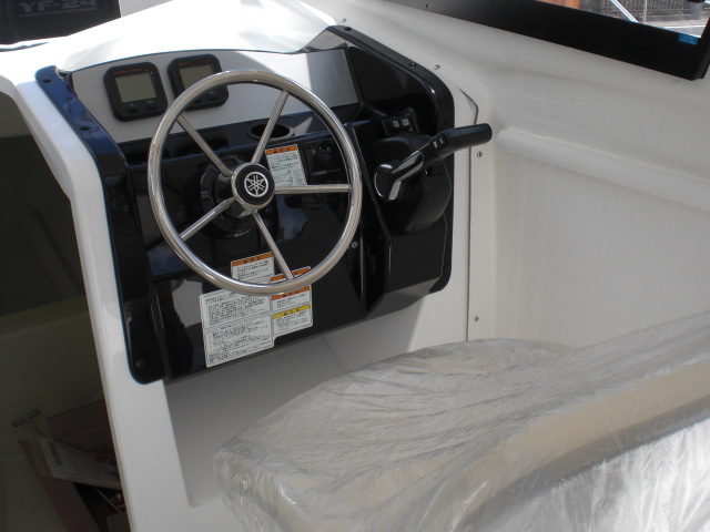 新艇中古艇販売