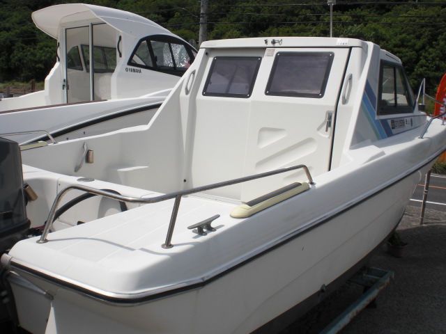 新艇中古艇販売