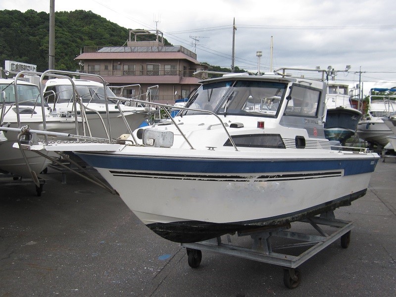 新艇中古艇販売