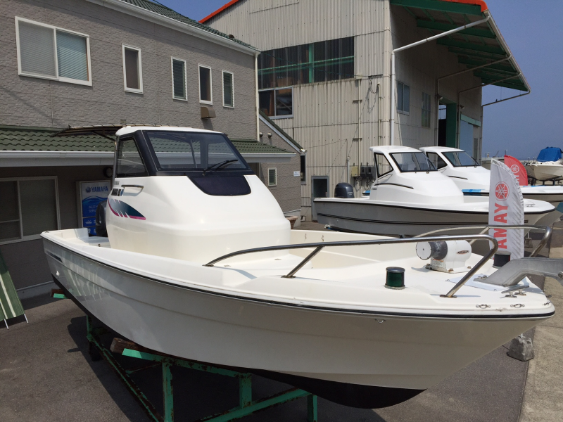 新艇中古艇販売