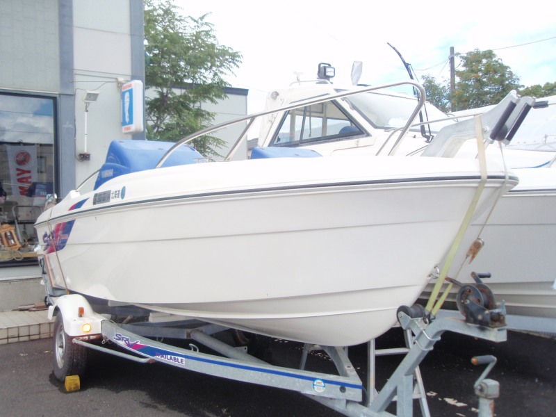 新艇中古艇販売