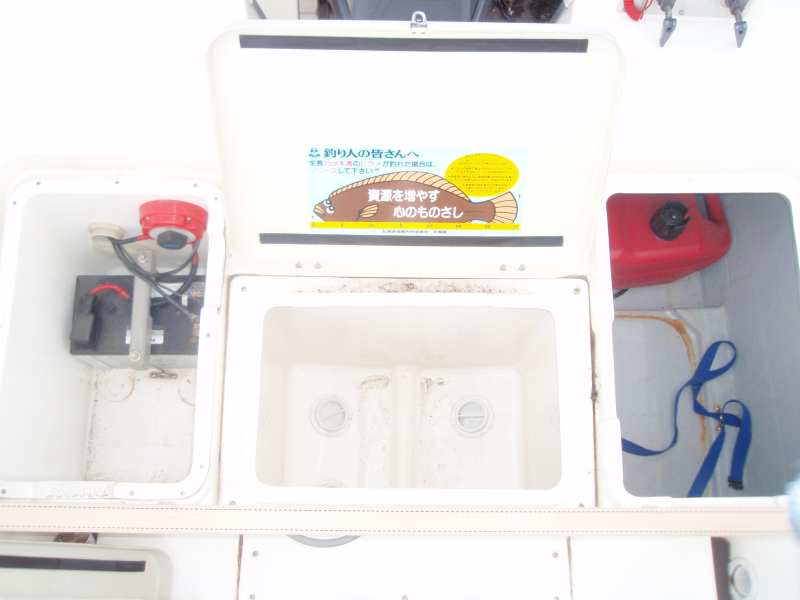 新艇中古艇販売