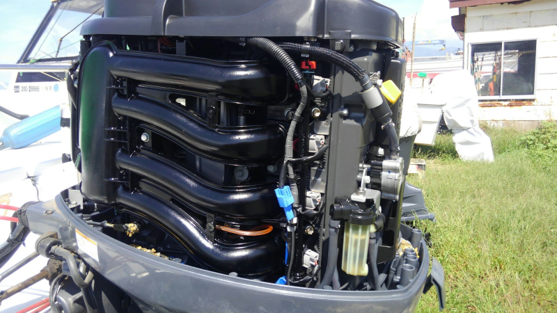 新艇中古艇販売