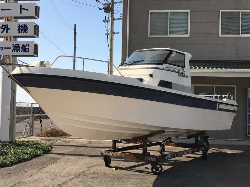 新艇中古艇販売