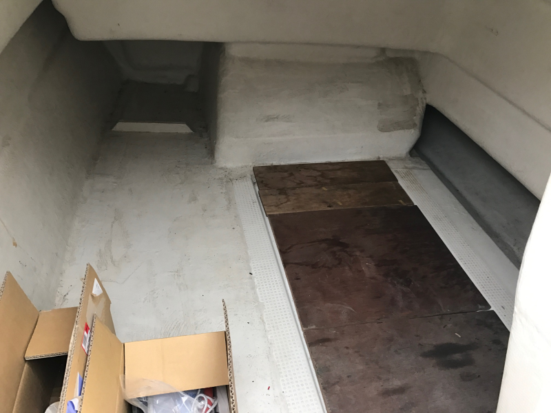 新艇中古艇販売