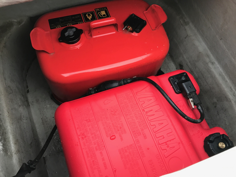 新艇中古艇販売