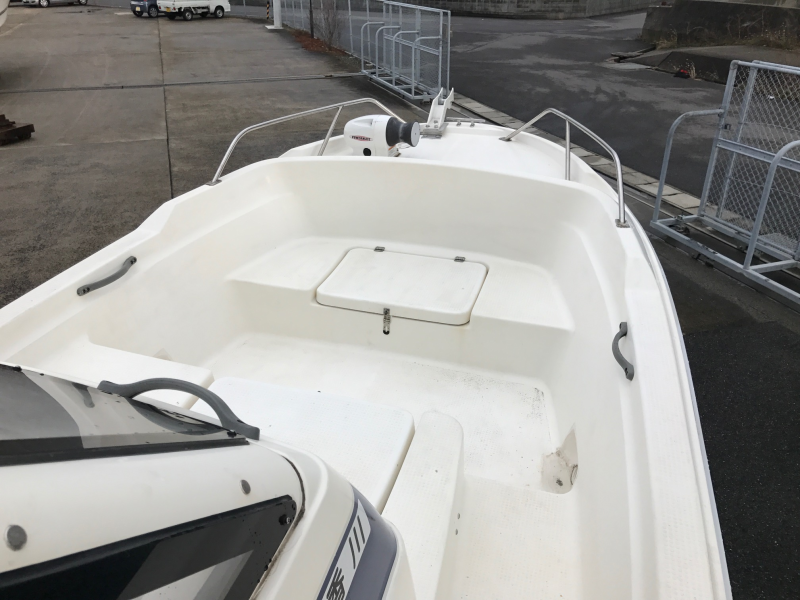 新艇中古艇販売