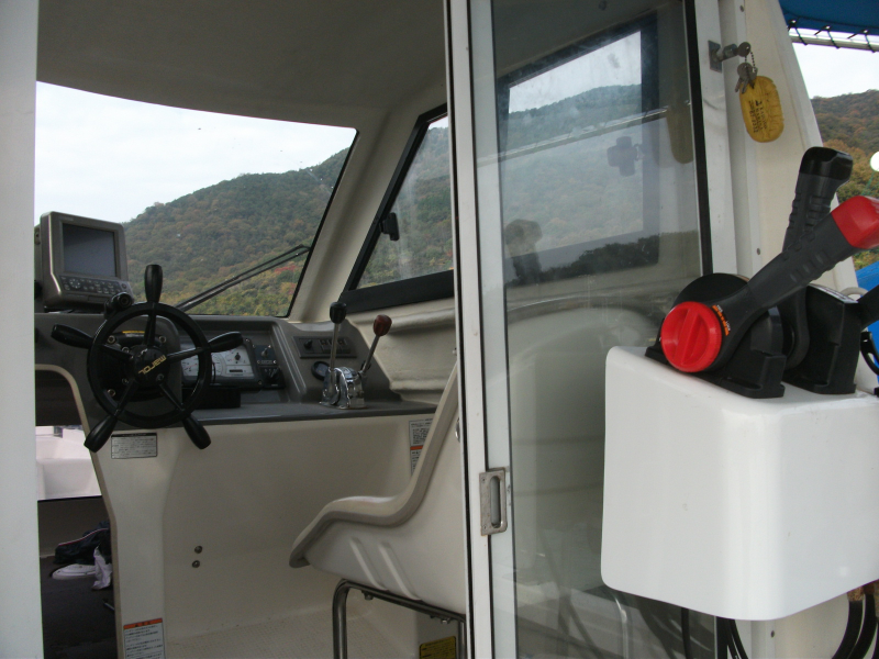 新艇中古艇販売