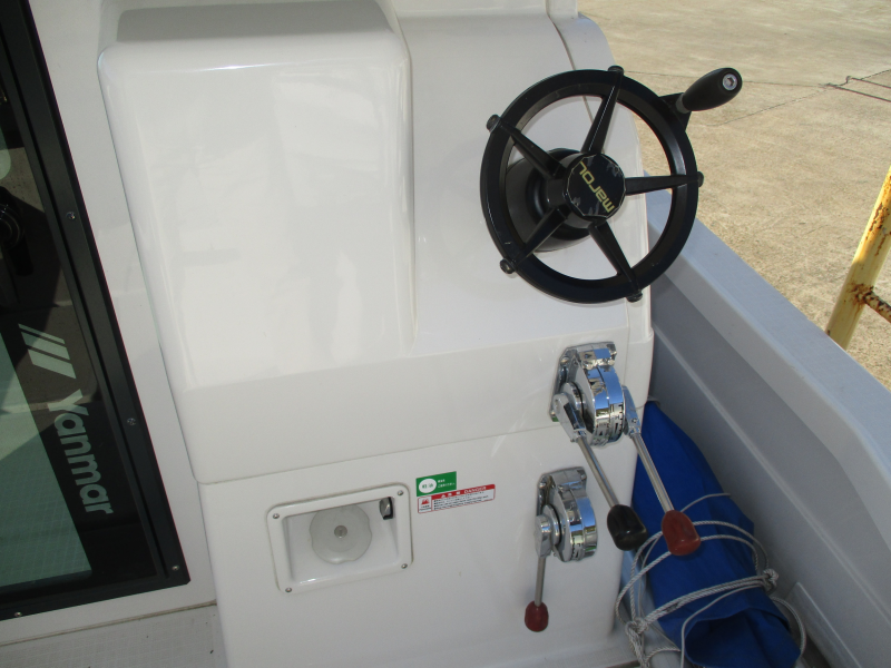 新艇中古艇販売