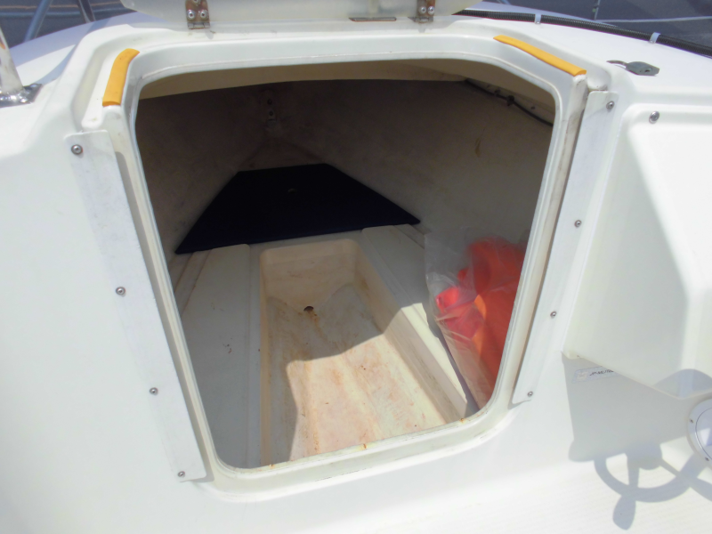 新艇中古艇販売