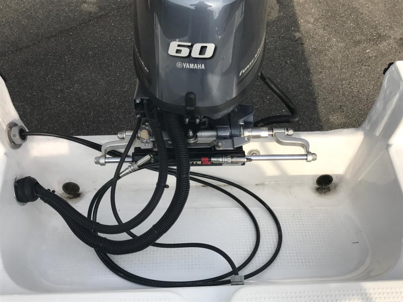 新艇中古艇販売