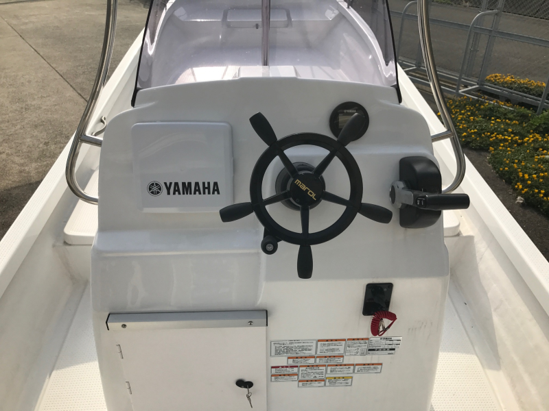 新艇中古艇販売