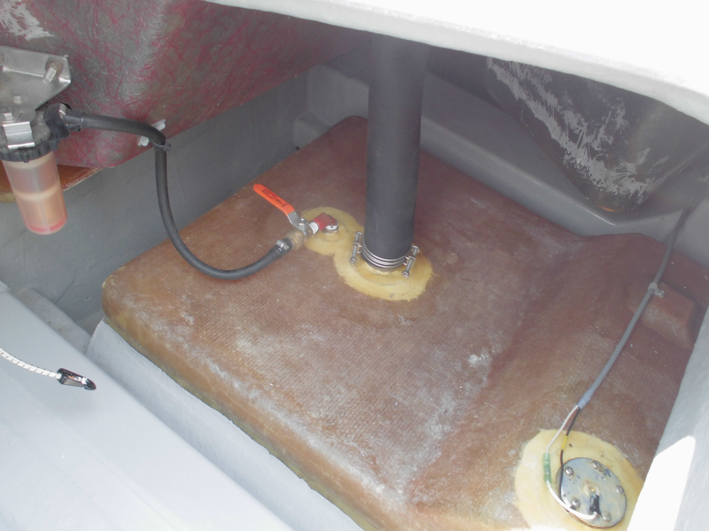 新艇中古艇販売