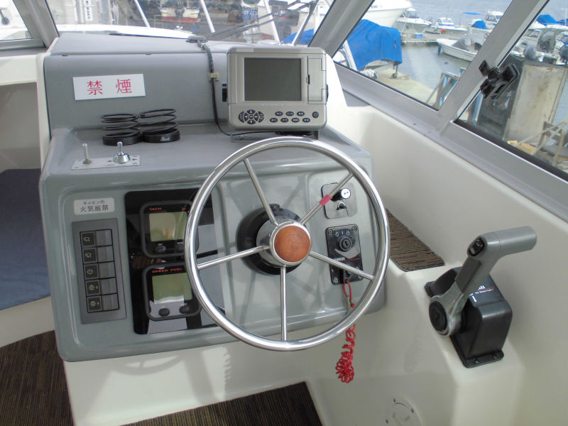 新艇中古艇販売