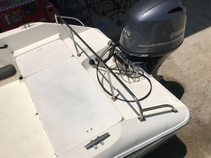 新艇中古艇販売