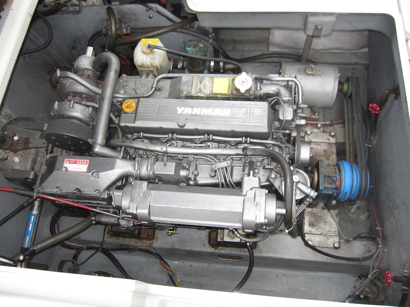 新艇中古艇販売