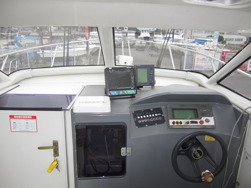 新艇中古艇販売