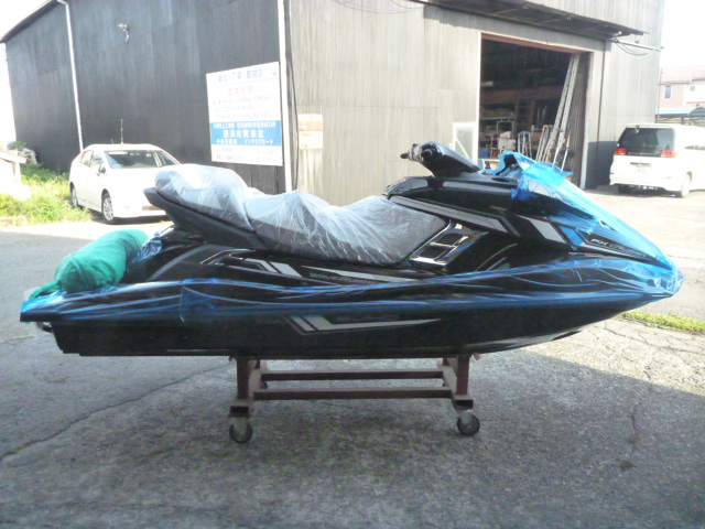 新艇中古艇販売